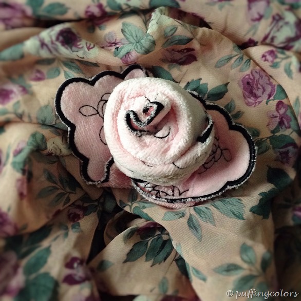 Anna Sui flower